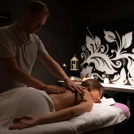 Srebrny Dzwon מלון קדיני