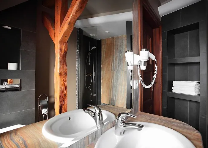 Srebrny Dzwon Hotell Kadyny