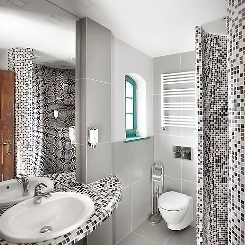 Hotell Srebrny Dzwon Kadyny